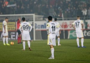 "Fənərbaxça" yenə uduzdu - autsayder oldu