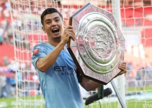 "Real" "Mançester Siti"nin yarımmüdafiəçisini transfer edib