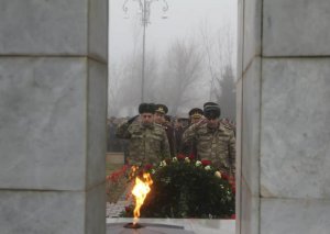 Azərbaycan Ordusunda 20 Yanvar şəhidlərinin xatirəsi anılıb