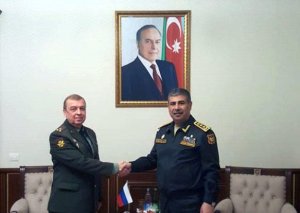 Müdafiə naziri Rusiyanın hərbi attaşesi ilə görüşüb