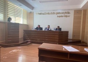 Nazir Sahil Babayev BDU-da magistr dissertasiyalarının müdafiəsində iştirak edib