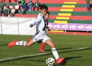 Ronaldunun oğlu 28 oyuna 58 qol vurub