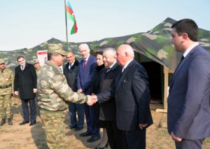 "Əsgərlərimizin döyüş ruhu yüksəkdir"