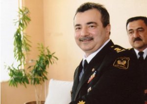 Şahin Sultanov təqaüdə çıxdı