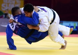 Cüdoçularımız Avropa çempionatına 3 medalla başladı