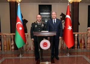 Müdafiə nazirinin müavini Türkiyədə səfərdə olub FOTO