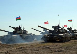 Qars təlimləri erməniləri qorxuya salıb