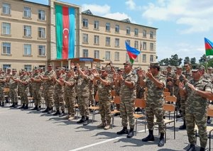 Raket və Artilleriya Qoşunlarının hərbi hissəsində tədbir keçirilib FOTOLAR