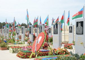 Şəhid Polad Həşimov və İlqar Mirzəyevin anım mərasimi keçirilir (FOTO)