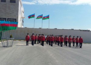Əsgərimizin yeməyi-