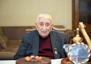 Arif Babayev vəfat etdi