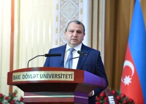 “Elçin Babayev BDU-nu dədə mülkü kimi idarə edir”