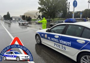 BDYPİ: Yağışlı hava yollarda diqqət, məsuliyyət və səbr tələb edir