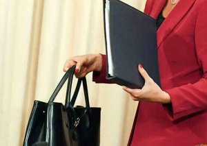 Məktəb direktoruna qarşı ittihamlar – Araşdırmalara BAŞLANILDI