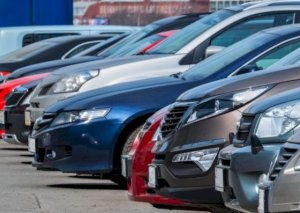 Avtomobil bazarına ağır zərbə, maşınlar əllərində qaldı