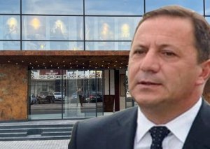 Sabiq icra başçısı lüks sauna tikdirdi -