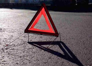 Mingəçevirdə maşın "Qala"ya çırpıldı- Yaralılar var