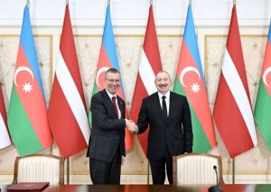 Latviya Prezidenti İlham Əliyevi ölkəsinə səfərə dəvət edib