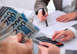 550 manat müəyyənləşdi - RƏSMİ QƏRAR