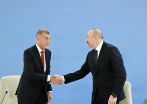 Andrey Babiş İlham Əliyevi Çexiyaya dəvət etdi