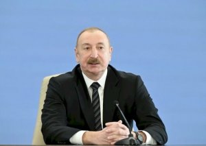 Prezident manatın məzənnəsindən danışdı