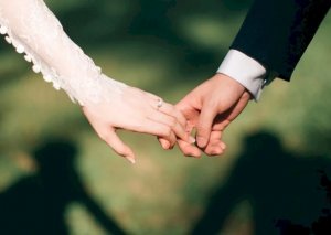 Azərbaycanda evlilik yaşı 40-a yaxınlaşır: Səbəb nədir?