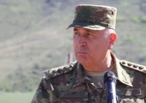 Kərim Vəliyev təltif edildi