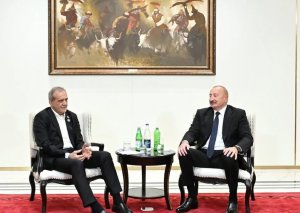 İlham Əliyevin sosial media hesablarında Pezeşkianla görüşünə dair paylaşım edilib