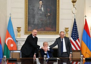 İlham Əliyev Trampla bağlı paylaşım etdi - FOTO