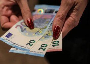 Avro və rubl yenidən BAHALAŞDI
