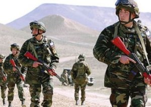 Cəbhədə atışma dayanmır