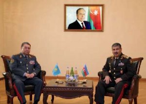 Müdafiə Nazirliyində Qazaxıstan Baş Qərargahının rəisi qəbul edilib