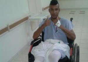 "Kəpəz"in futbolçusu çəliklə hərəkət edir