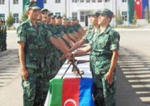 Təhsil eksperti hərbi xidmətə möhləti təqdir edir, amma...