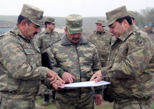 Ordumuz irimiqyaslı təlimlərə başlayır
