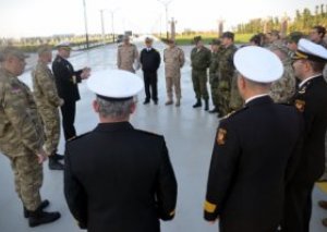 Azərbaycandakı hərbi attaşelər HDQ-nın hərbi hissəsində