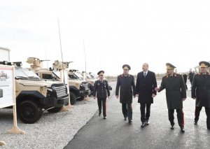 Prezident İlham Əliyev yeni hərbi şəhərciyin açılışında iştirak edib
