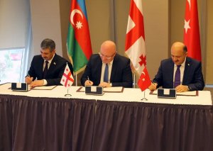 Azərbaycan, Gürcüstan və Türkiyə müdafiə nazirlərinin görüşü başa çatıb