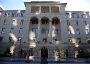 Müdafiə Nazirliyi silah anbarındakı yanğın və partlayışla bağlı rəsmi açıqlama yayıb