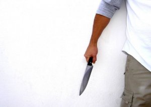 Abşeronda 31 yaşlı kişi bıçaqlandı