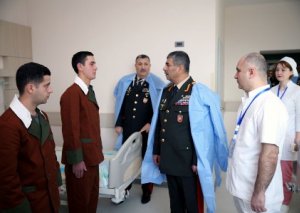 Zakir Həsənov hərbi tibb müəssisələrində