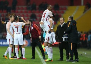 “Qalatasaray” səfərdən qələbə ilə qayıtdı
