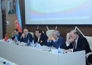 İstanbul Universitetinin professoru: UNEC-in akademik etikası öyrənilməlidir