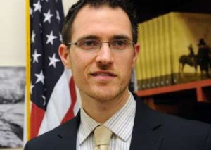 Diplomat ermənilərə ayrılan yardımdan danışdı