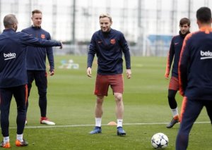 "Barselona" İtaliyaya 21 futbolçu ilə getdi