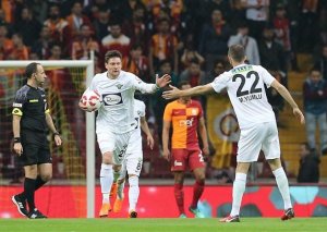 “Qalatasaray” finaldan kənarda qaldı