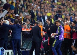 "Beşiktaş"dan bəyanat: "Fənərbaxça" ilə oyuna çıxmayacaqlar