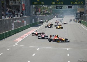 Bakıda Formula 2 pilotlarının təsnifat sessiyası başlayıb