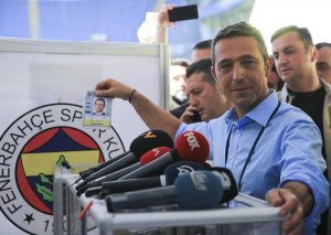 "Fənərbaxça"da yeni prezident -