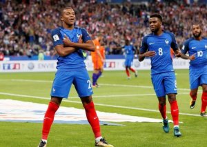 Mbappe Fransa futbolunun tarixinə düşdü